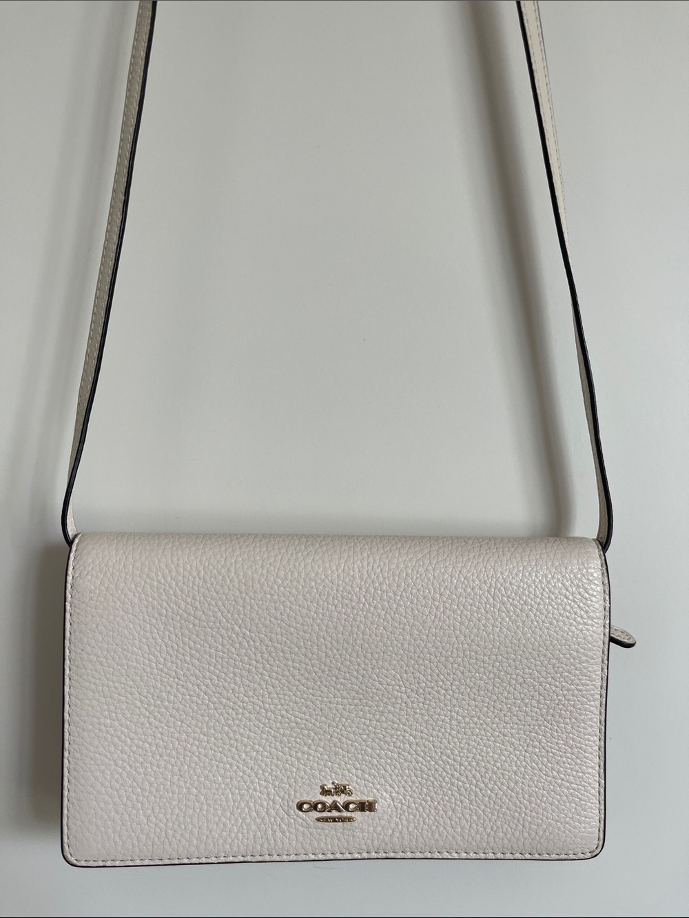 Coach Crossgrain Leather Envelope Wallet in White (F30256)